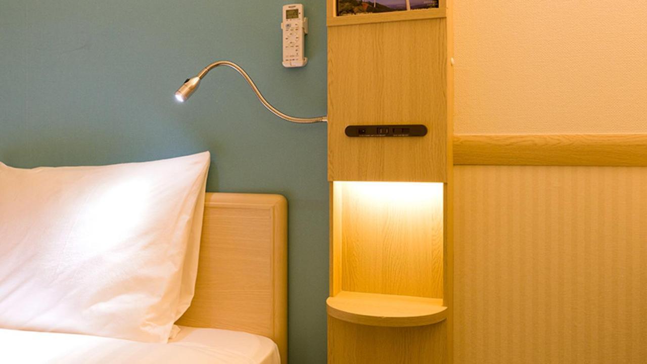 Toyoko Inn Kita-Asaka-Eki Nishi-Guchi Εξωτερικό φωτογραφία
