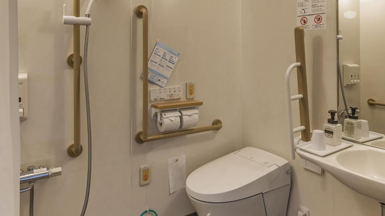 Toyoko Inn Kita-Asaka-Eki Nishi-Guchi Εξωτερικό φωτογραφία